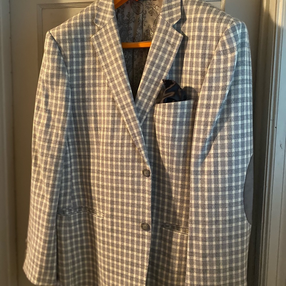 48R Luciano Carreli Blazer with suede elbow patches & paisley lining